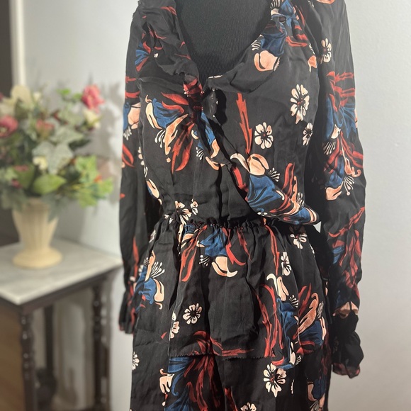 Joie Black and Blue Floral Long Sleeve Dress - Picture 2 of 4